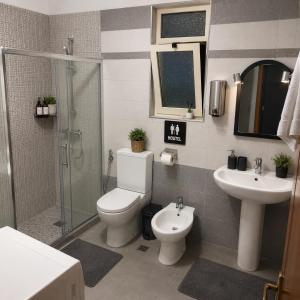 Adventure Beach Hostel Durres