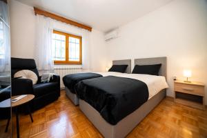 Spacious Apartment Senozece - with terrace & grill