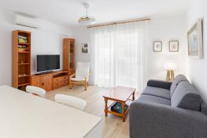 Cozy Sea View Flat
