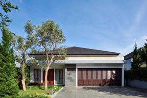 Magenta Hill View Villa 6 Bedrooms With a Private Swimming Pool and a Movie Room and a Billiard Table