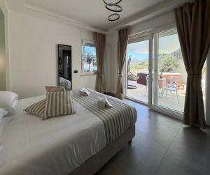 Villa Laca - Sensational coast view with Jacuzzi