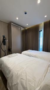 305 tara-JRE Jabal Al Lweibdeh with stunning view