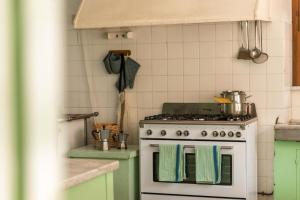 Historic Villa With Natural Pool In Pontremoli