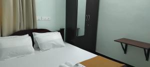 Chippy Parkside Service Apartment Coimbatore