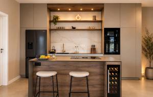 Beautiful Home In Vrsi
