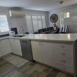 Spacious 4-Bedroom House Rental in Baldivis, Australia
