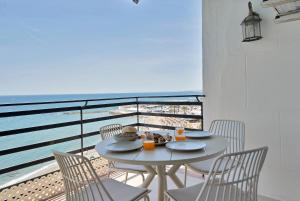 Mediterraneo Beachfront Suite 8 - Marbella Center