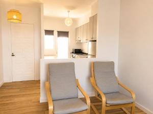 Anacasa Laguna Beach les Marines AD3223