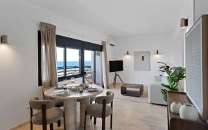 Mediterraneo Beachfront Suite 8 - Marbella Center