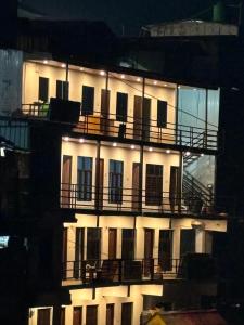 Rudraksh hotel an restaurant gaurikund