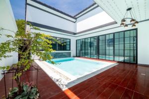 PCK pool Villa