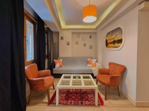 Taksim Square1BR Suite 01