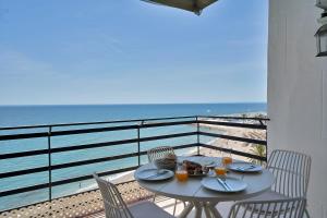 Mediterraneo Beachfront Suite 6 - Marbella Center