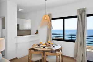 Mediterraneo Beachfront Suite 6 - Marbella Center