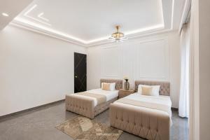 ELIVAAS Signature Nedumbally 4 BHK Villa with Office Space, Balcony Sit-Out & Lounge Area Near Edapally Church