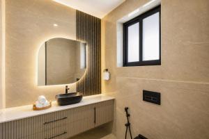 ELIVAAS Signature Nedumbally 4 BHK Villa with Office Space, Balcony Sit-Out & Lounge Area Near Edapally Church