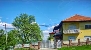 Villa EMIR - Bosnian Pyramids - Rooms and Entire Villa