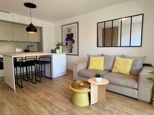 Blue Bird - T2 tout confort centre-ville Brignoles