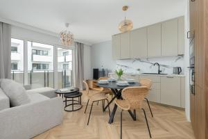 Szczecin Bronowicka Harmony Apartment by BookingHost