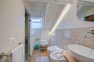 Caterina View - Happy Rentals