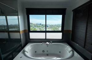 Chalong miracle Lakeview 4021