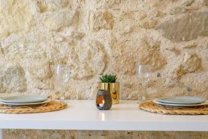 Bastakis Studio Gold