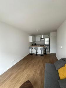 Bright 1BR near Stade de France-Parking-RER