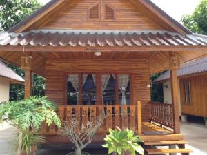 EVE KA AMP RESORT