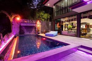 Stylish 4 Bedroom Seaview Pool Villa