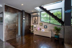 Stylish 4 Bedroom Seaview Pool Villa