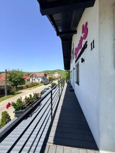 Renys Studio Apartments -Hiperbara