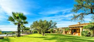 Villa with Saltwater Pool and Large Garden in Selinunte