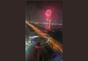 Lux Panoma River View Apt