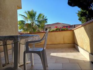 Studio centre de calvi avec terrasse