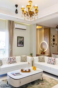 Alaya Stays Kalyan Mansion Cosmos Grand 3-BHK Penthouse Stunning Sunrise and Sunset Experiences