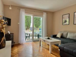 Shabby Chic Apartment DiSente nr1 close to Krk centre