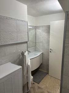 Riviera Suite