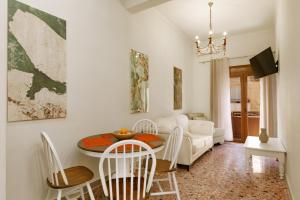 Archoleon Cozy Harbour Apartment