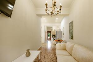 Archoleon Cozy Harbour Apartment
