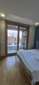 Apartment C29