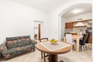 Grande Casa Nel Villaggio