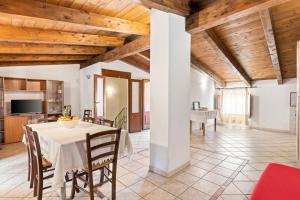 Grande Casa Nel Villaggio