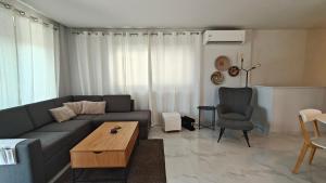 Petrino Complex IV, Pefkohori by Halkidiki Villas