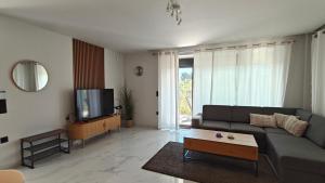 Petrino Complex IV, Pefkohori by Halkidiki Villas
