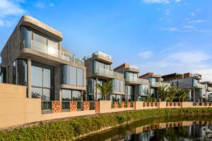 Regal Villas