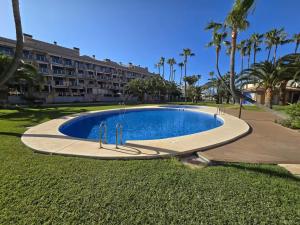 Casa Blanca White