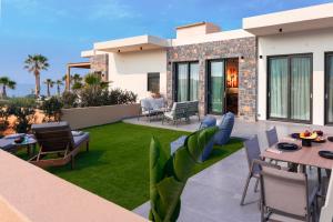 NAEMA Seafront Living 2BR Suite