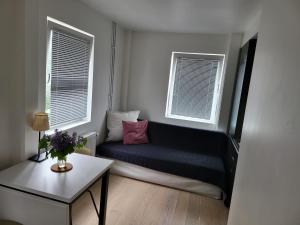 Studio Sleeps 2 Sollentuna centre