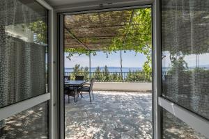 Domus Alta, Two-bedroom House in Podgora