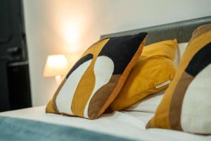 Sliema 4Bed Stay with Balconies & Sea Views